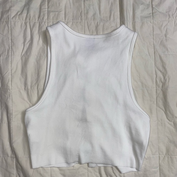 Silver diamond criss cross open front crop top tee - Picture 3 of 3